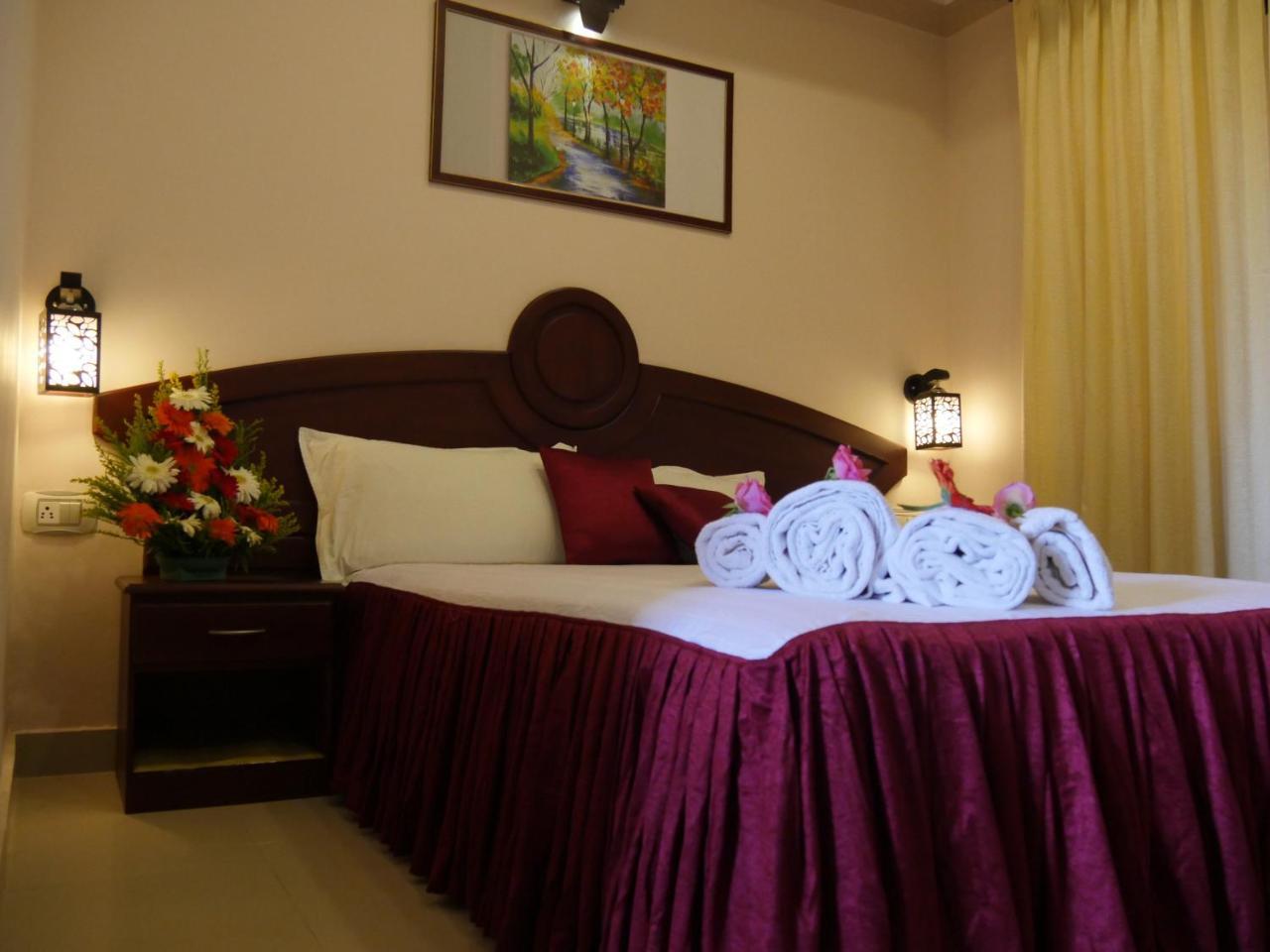 Hotel Karthika Residency Kilimanur Esterno foto